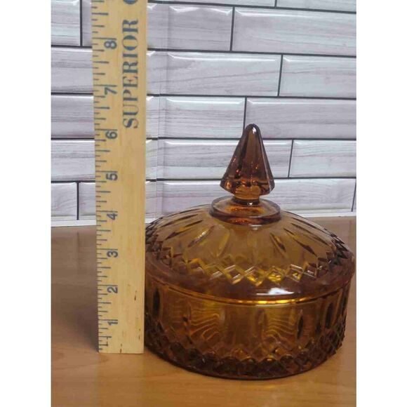 Vintage Indiana Glass Princess Pattern Amber Glass Dish With Lid - Picture 8 of 9